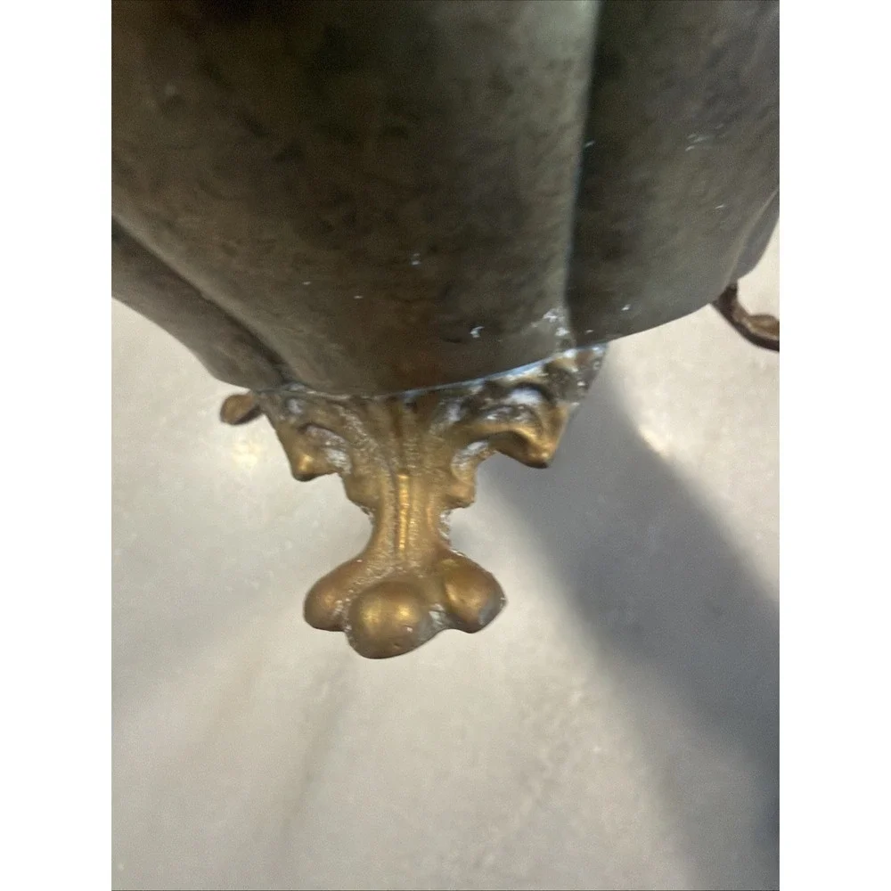 Beautiful Vintage Art Deco Ornate Footed Brass Oval Heavy Medium Size Bowl ES008